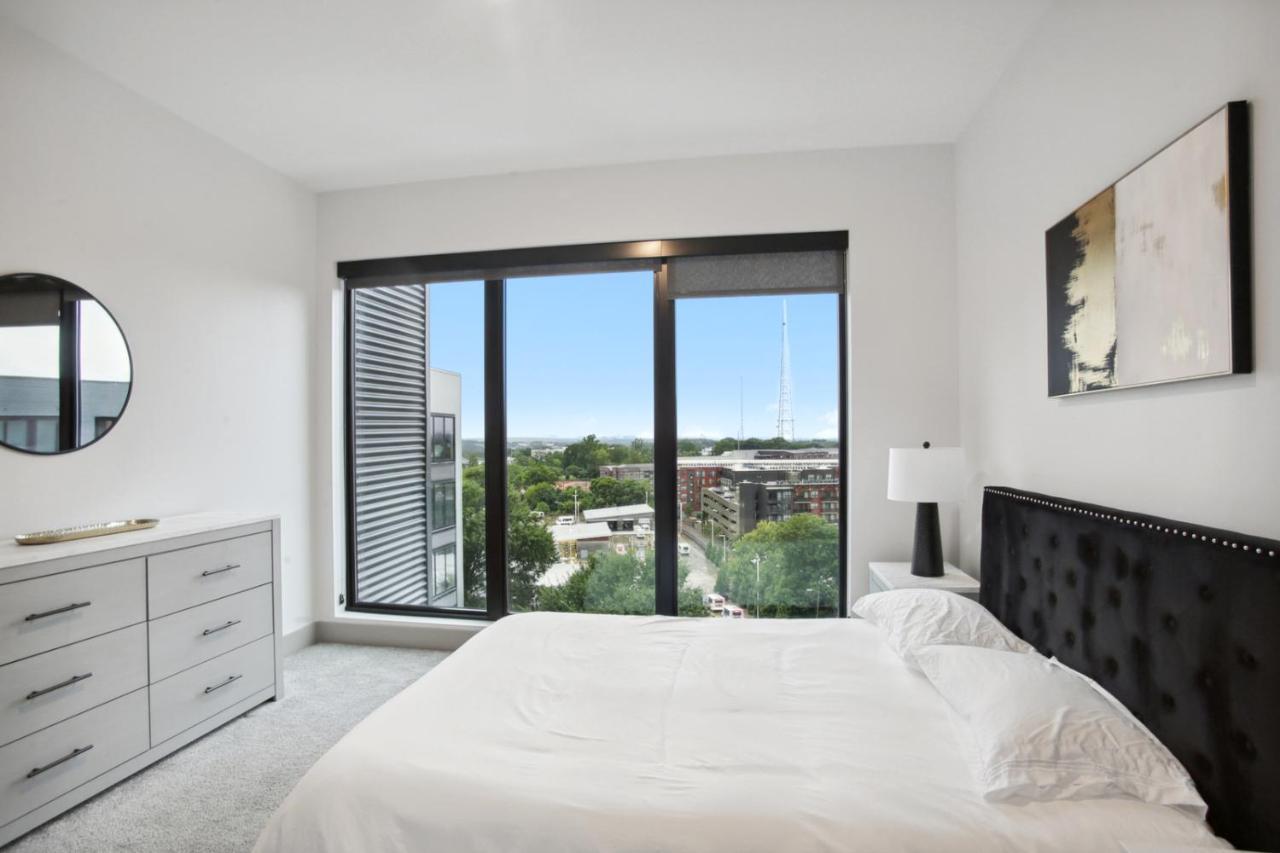 West Midtown Penthouse 2 Bdrm Appartement