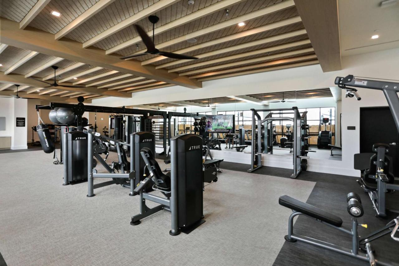 West Midtown Penthouse 2 Bdrm Appartement *